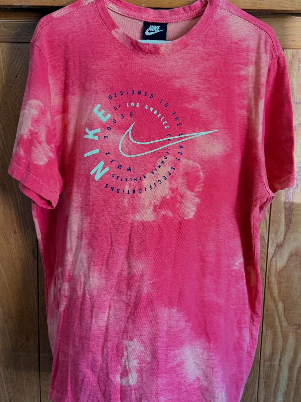 Men's Nike Sportswear Los Angeles MMXX T-Shirt (Style Code: CW2448-631) Size L